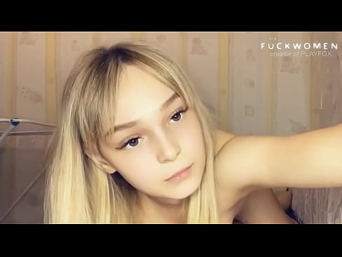 ❤️ 貪欲な女子校生が同級生を破裂させ、脈打つような口淫をする。 上質なセックス ❌️❤