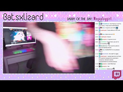 ❤️ ゲーマーがストリームをオフにするのを忘れて、生放送で潮を吹く 上質なセックス ❌️❤